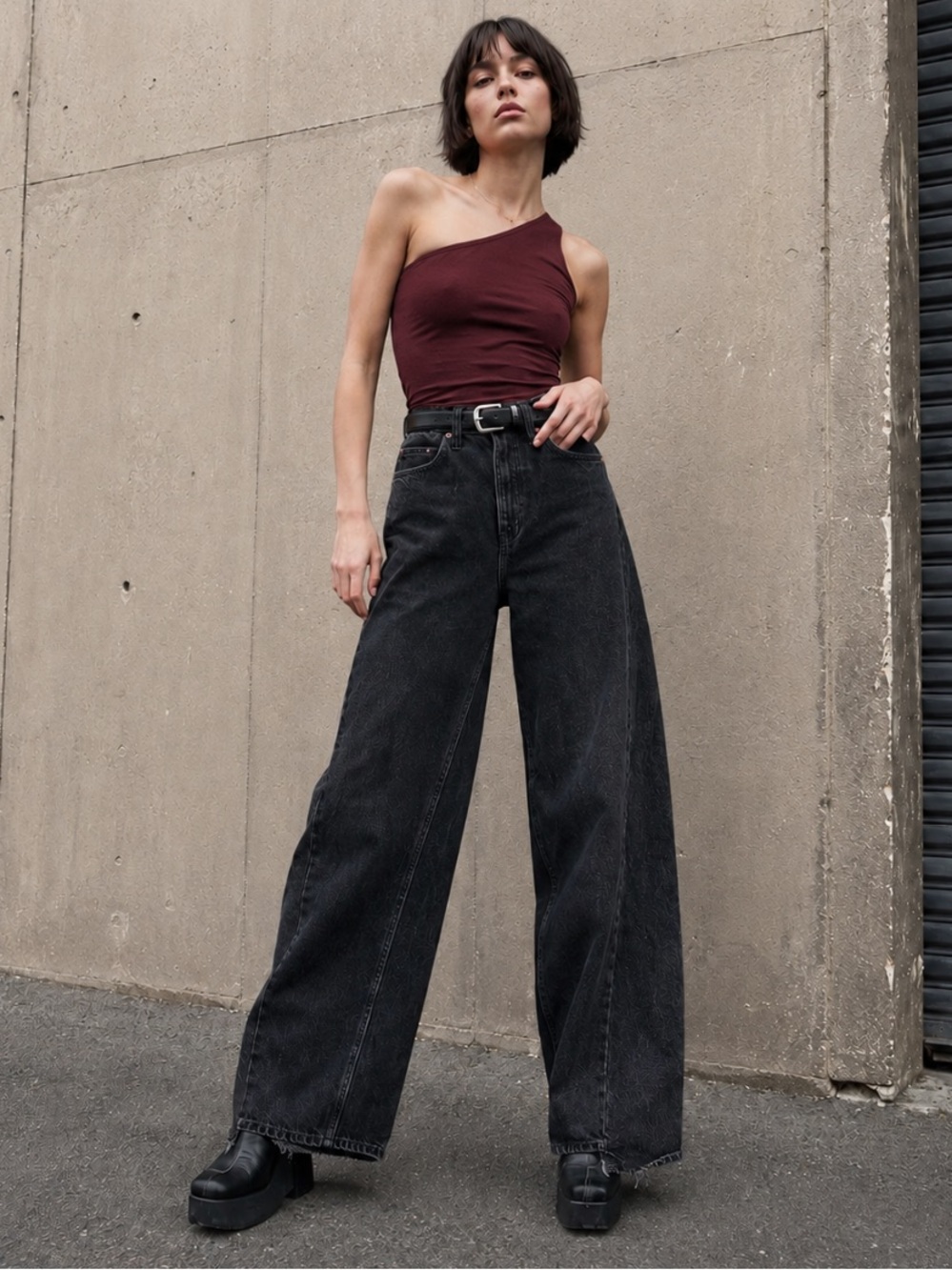 OAK + FORT OAK 23 Remix Asymmetrical Hem Wide Leg Jeans 26 Washed Black